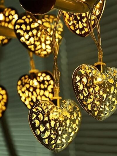 16 Led Golden Metal Heart Shape Lights