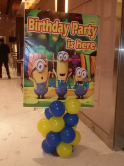 Minions Theme Birthday Welcome Sign with Balloon Stand